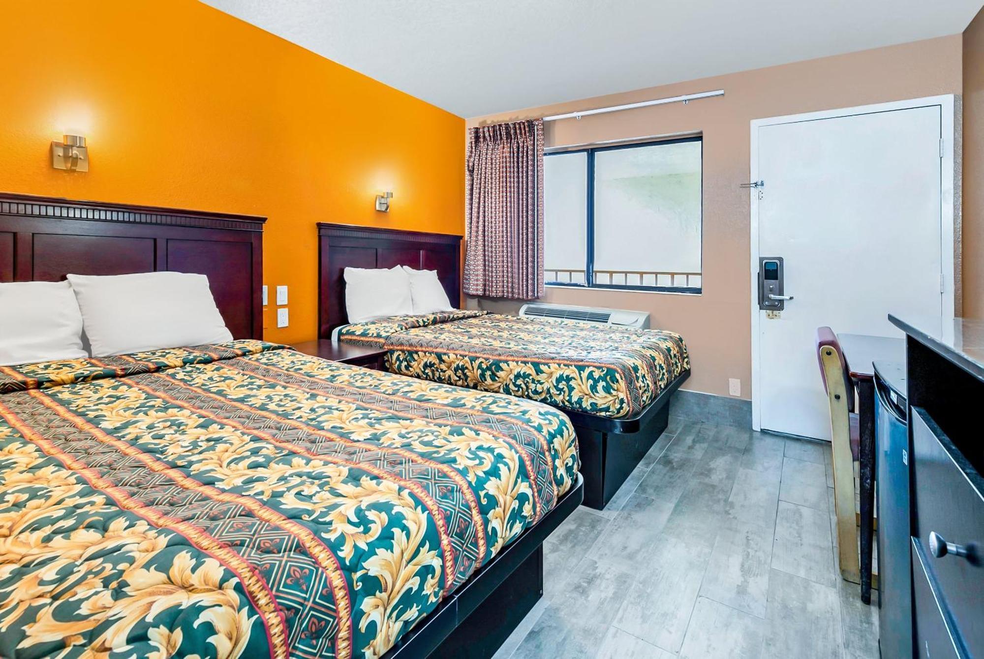 Oyo Hotel Lake Charles Hwy 10 Exteriér fotografie